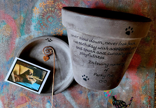 Brown Blend pet memorial planter color option